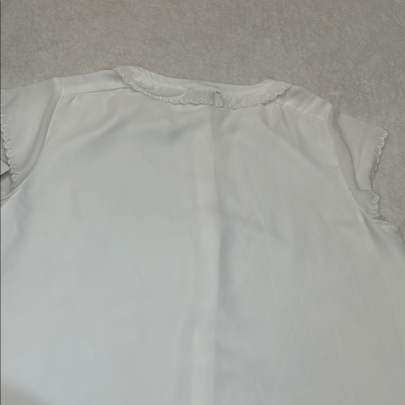 NWT CeCe White Cap Sleeve Button Down Shirt with Peter Pan Collar size M - Picture 15 of 16